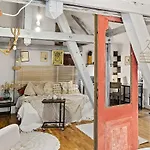 Vintage Bath Artist Sanctuary Calea Victoriei *
