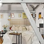 Vintage Bath Artist Sanctuary Calea Victoriei Apartament