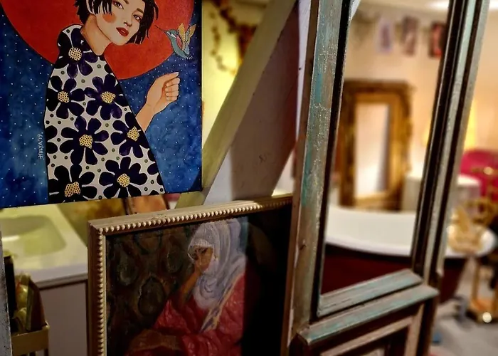 Apartment Vintage Bath Artist Sanctuary Calea Victoriei Bucharest