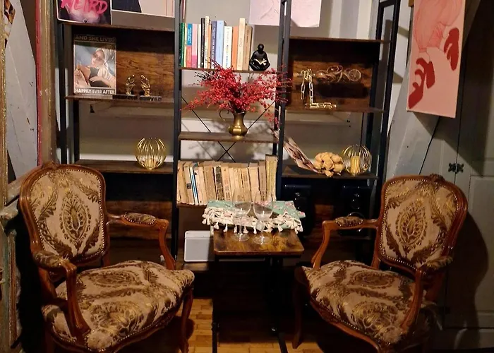 Apartment Vintage Bath Artist Sanctuary Calea Victoriei Bucharest