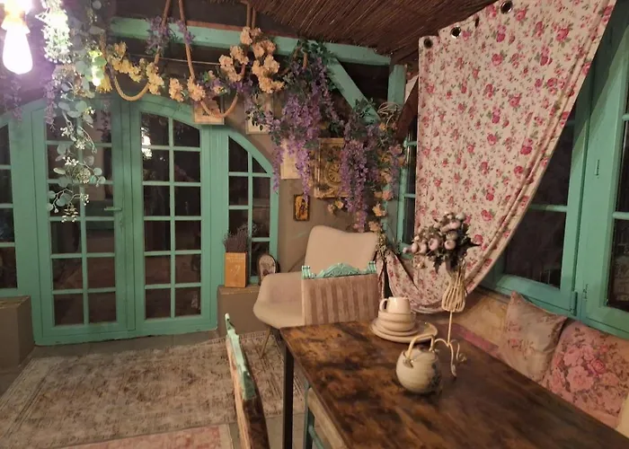 Vintage Bath Artist Sanctuary Calea Victoriei *