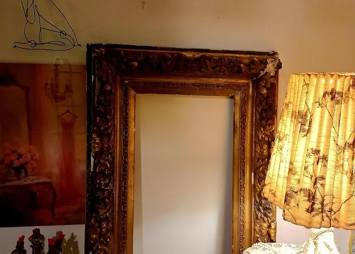 Vintage Bath Artist Sanctuary Calea Victoriei