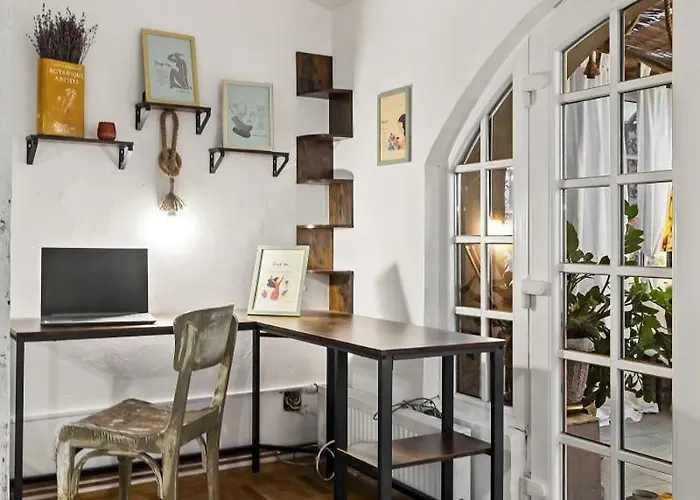 Vintage Bath Artist Sanctuary Calea Victoriei *
